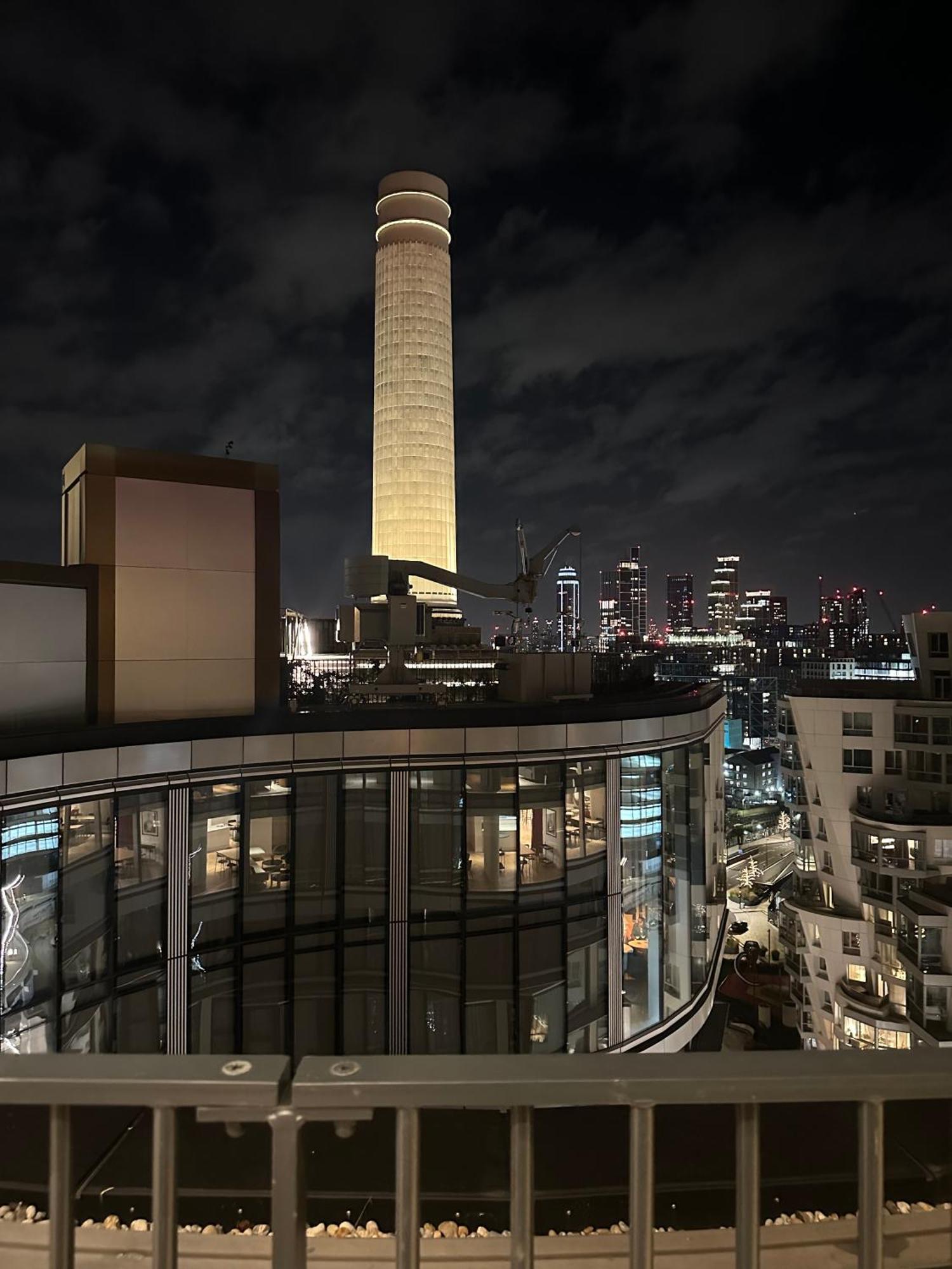 ロンドンBattersea Power Stationアパートメント エクステリア 写真
